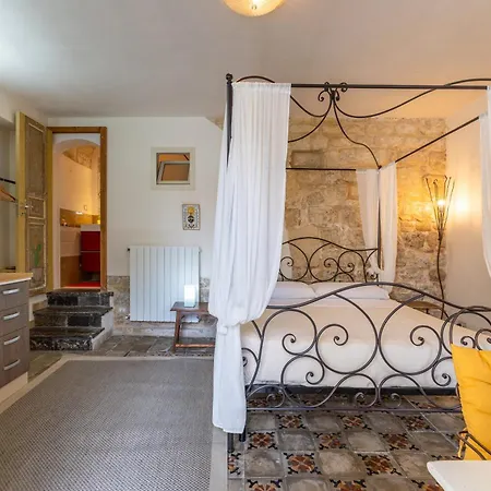 Il Cortiletto Apartment